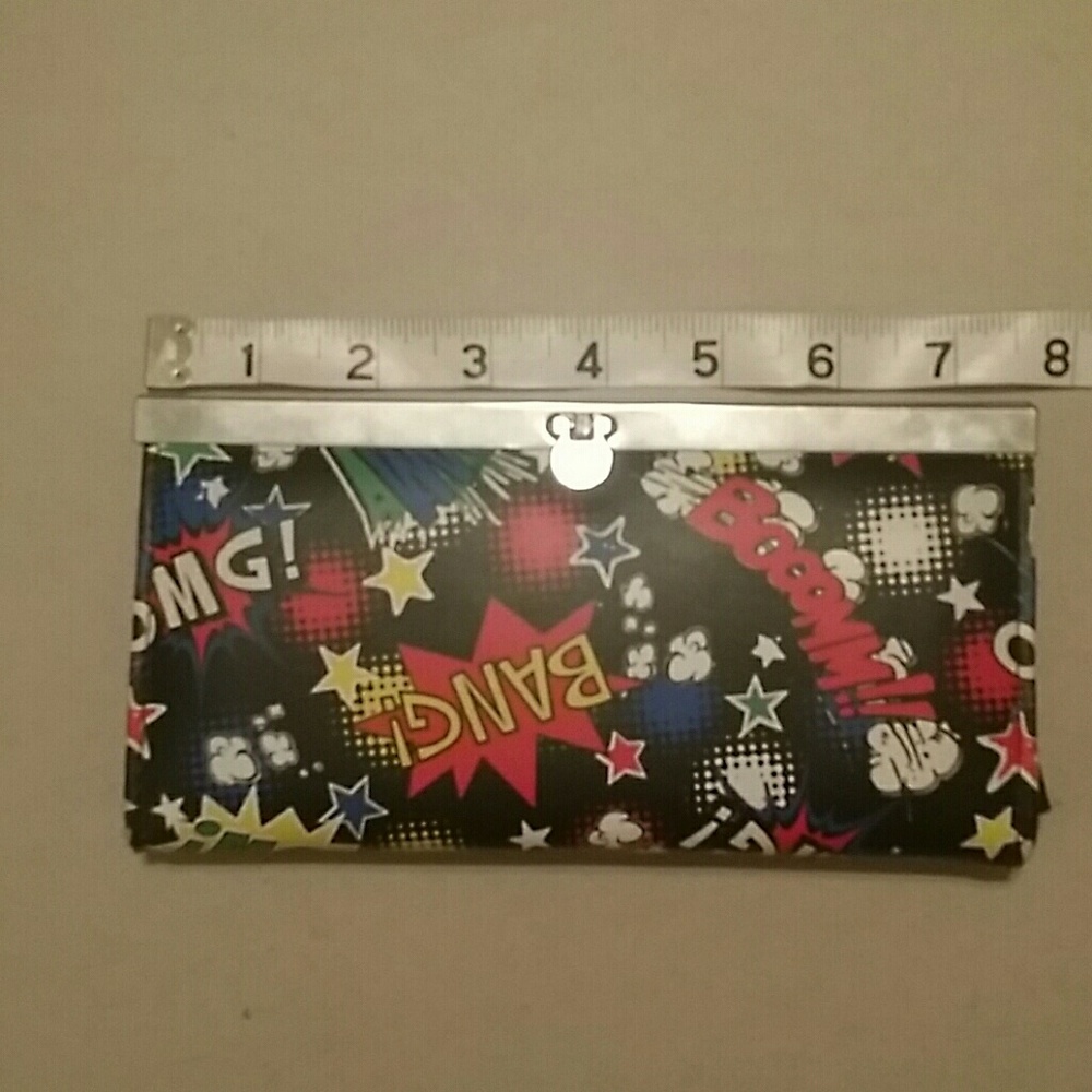 🚨 PRICE DROP 🚨Comic book themed wallet